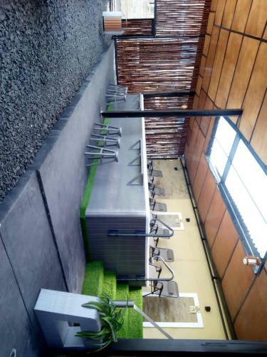 Hotel Axion Honors