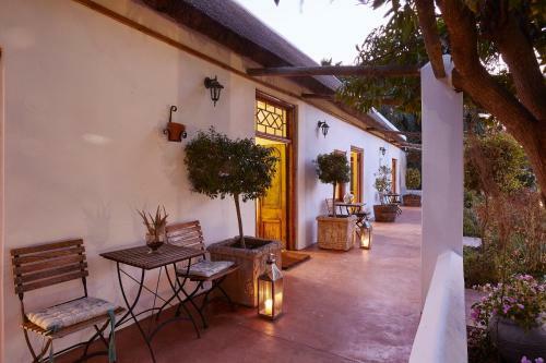 Hostal Yellow Aloe