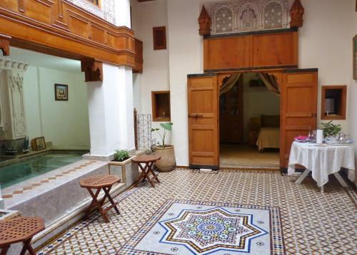 Riad Dar Essoaoude - Fes Nejjarine
