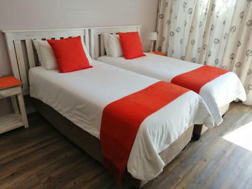 Hostal 10 Windell Self Catering Accommodation