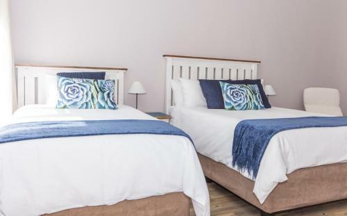 Hostal 10 Windell Self Catering Accommodation