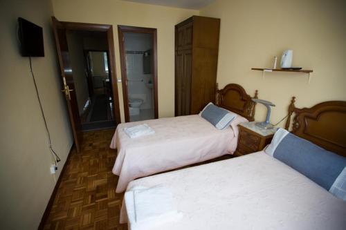 Hostal Guest House Mari Asun