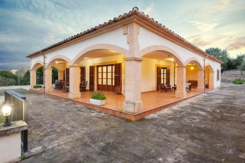 Villa Cirera
