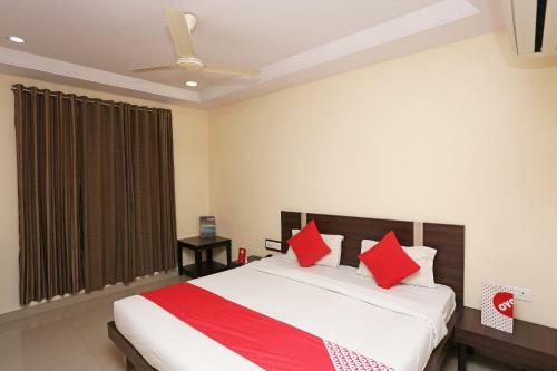 Oyo 22040 Hotel Vatsa Inn