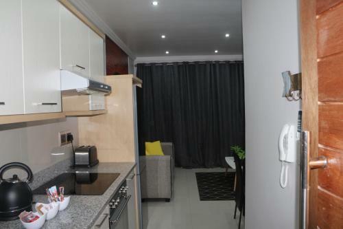 Cyro Apartments At Central Park