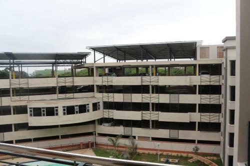 Cyro Apartments At Central Park