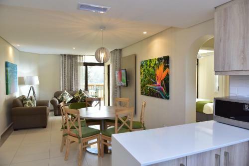 Hotel La Lucia Sands Beach Resort
