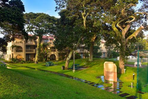 Hotel La Lucia Sands Beach Resort