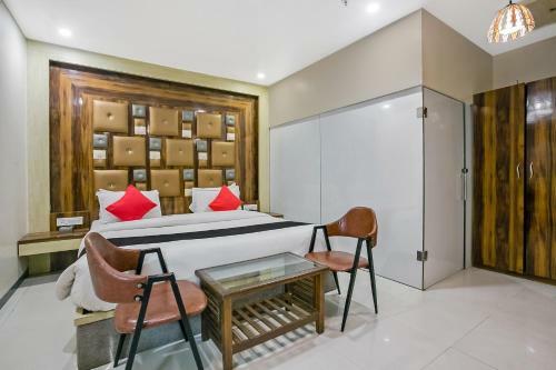 Hotel Oyo 77861 Elite Continental