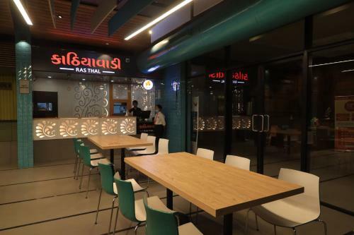 Hotel Delight Food Joint
