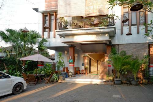 Hostal Reddoorz Syariah Near Menara Kudus