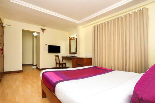 Oyo 10719 Mermaid Hotel
