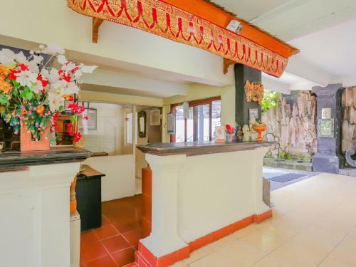 Hotel Oyo 4012 Ari Beach Inn