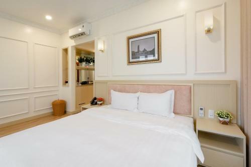 Lam S?n White Palace Hotel