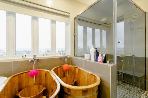Lam S?n White Palace Hotel