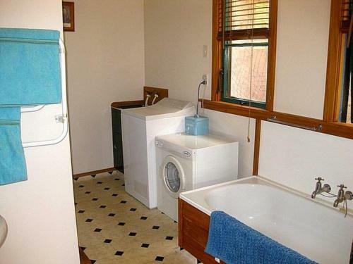The Ski House On Miharo - Rangataua Holiday Home