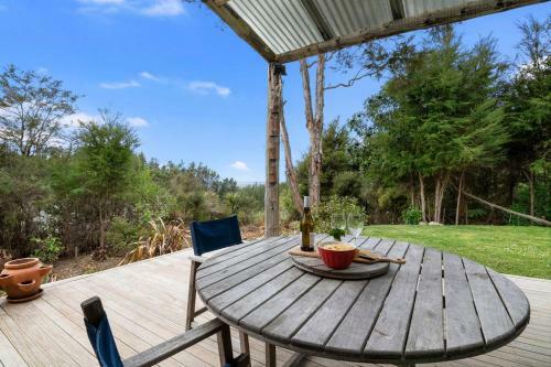 Hillside Hideaway - Kaiteriteri Holiday Home