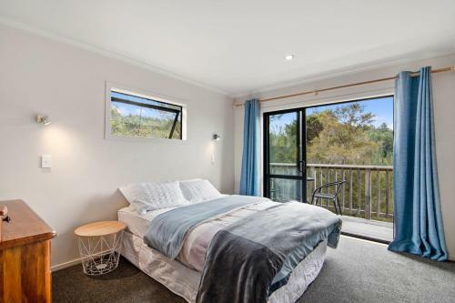 Hillside Hideaway - Kaiteriteri Holiday Home