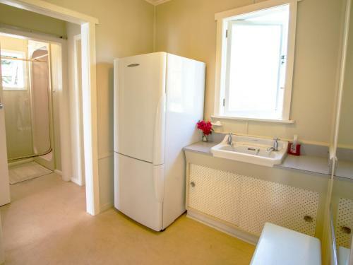 Incredible Bay Views - Kaiteriteri Bach