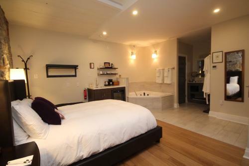Hotel Kemptville Suites