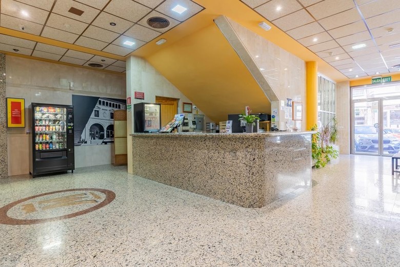 Hotel Monreal