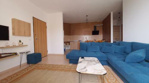 Green Apartment