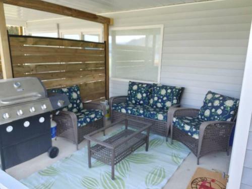 Apartamento Little Shuswap Lake Front Suite