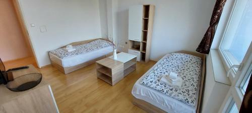Sunrise Apartment