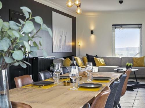 Pleasant Holiday Home In Wallonie With Recreation Room