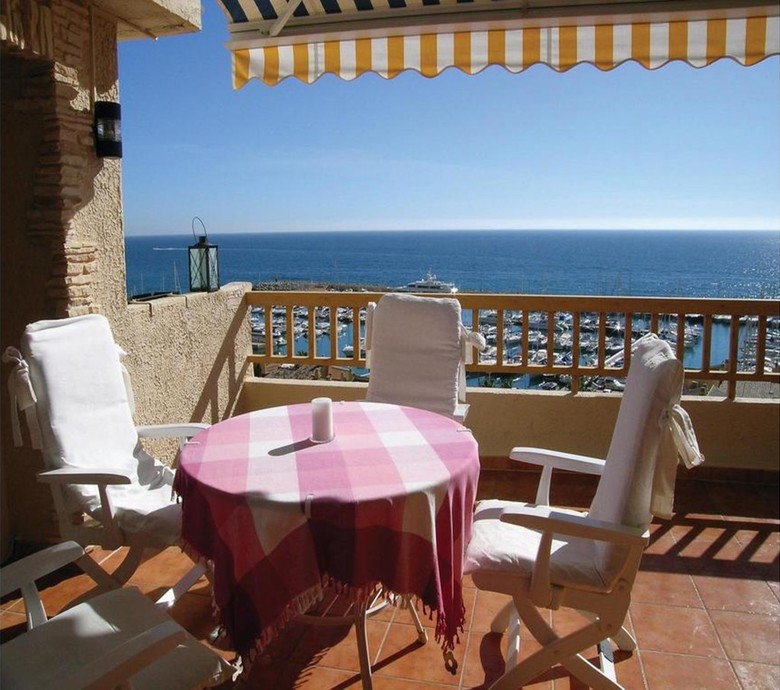 Apartment Calle Miguel Morillo