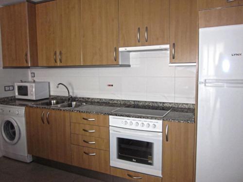 Apartamentos Los Mayos De Albarrac�n