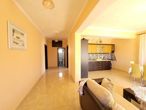Apartments Ari