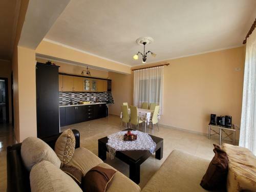 Apartments Ari