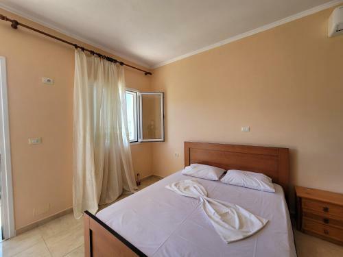 Apartments Ari