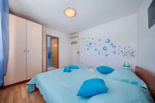 Holiday Home Paradiso- Quiet Island Place