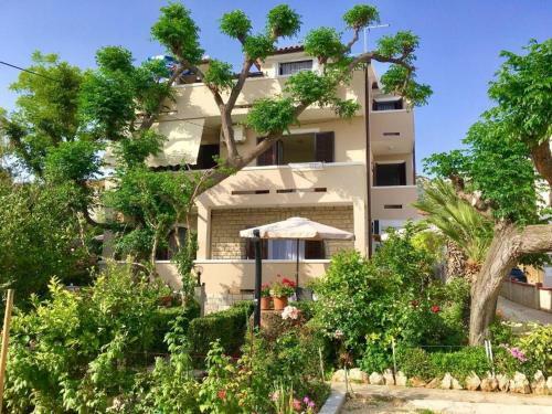 Apartments Zdenka - Garden Terrace