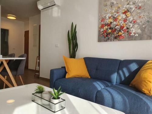 Apartments Villa Esse - Heated Pool & Seaview