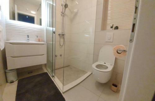 Apartments Villa Esse - Heated Pool & Seaview