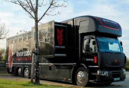 Experience Our Charming Wexford Horsebox Glamping