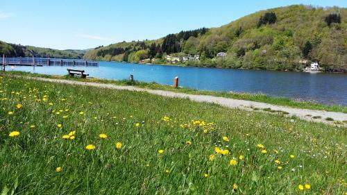 Hostal Room In Bb - Breakfast Included Ten Minutes From Lac De La Raviege 2