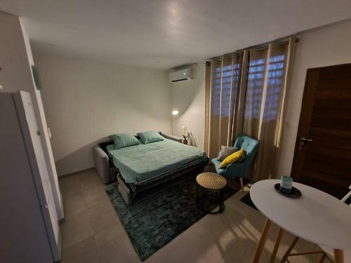 Apartamento Charmant Studio R�nov�, 5 Min � Pieds De La Plage
