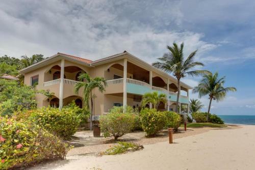 Los Porticos Villas II