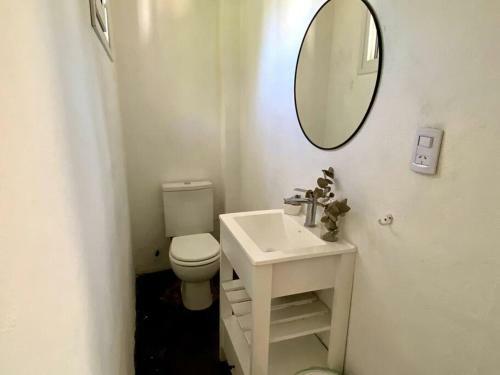 Casa Con Gran Jard�n Y Pileta En El Pueblo