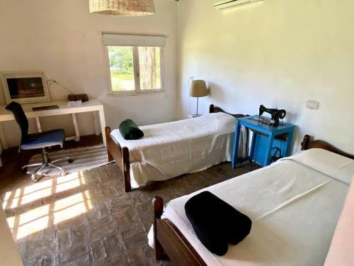 Casa Con Gran Jard�n Y Pileta En El Pueblo