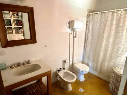 Casa Con Gran Jard�n Y Pileta En El Pueblo