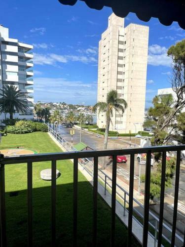Apartamento En La Punta Cerca De Todo.