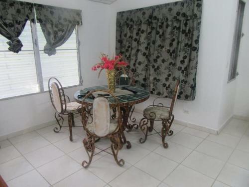 Apartamento Playa Coronado Exelente Precio
