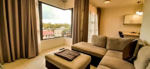 New Luxury 2 Bedroom Rooftop Apartment By The Beach