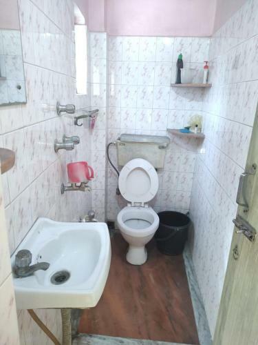 Hostal Kolkatta Harish Mukherjee Rd