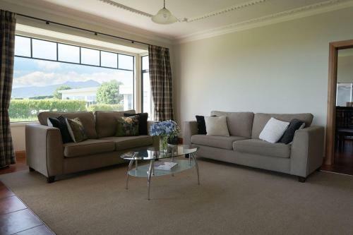 The Bungalow - Coastal Retreat
